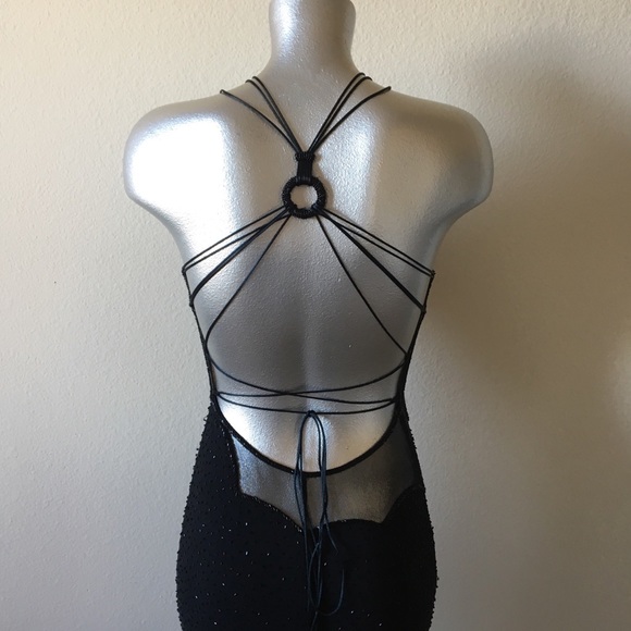 **SOLD** Gorgeous Cache Gown - Picture 6 of 8